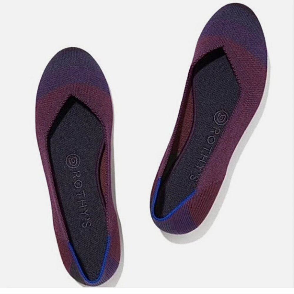 (NEW, w/ box) Rothys' Blackberry captoe, size 8